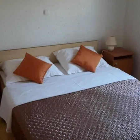Apartment Fuer Vier Personen Mit Terrasse *